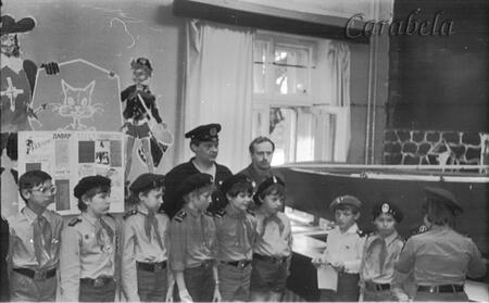 1990 март