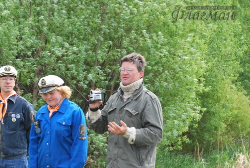 0_33bc6_81d855e2_orig_r