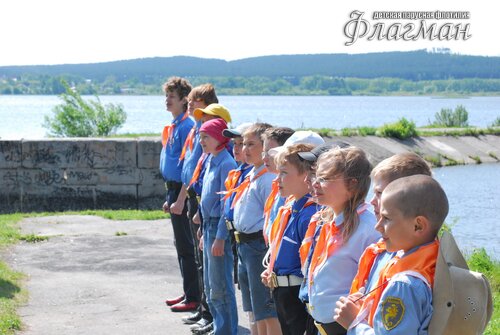 0_33bd3_503696e4_orig_r
