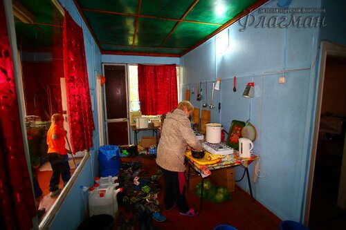 YE1A0908_r