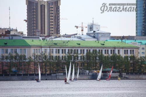 YE1A8926