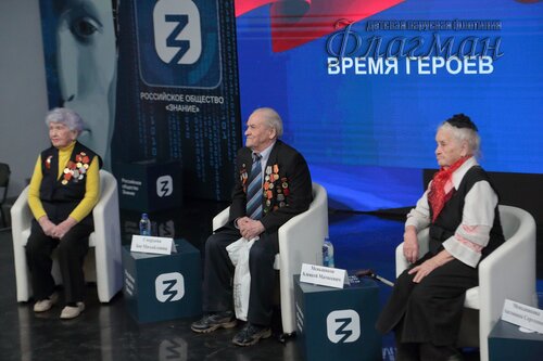 2025-02-27_14-50-28_Арина_Габдуллина_YE1A2042