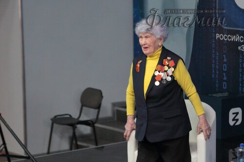 2025-02-27_14-55-24_Арина_Габдуллина_YE1A2073_CR