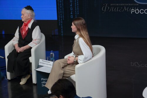 2025-02-27_15-07-25_Арина_Габдуллина_YE1A2147