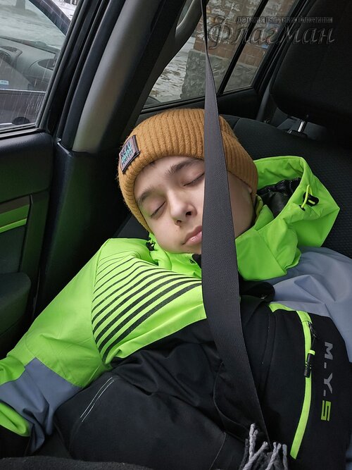 2025-02-27_17-41-30_ac71ca0f.ID_Photo.124127
