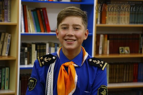 IMG_4358_800_dpf_flagman